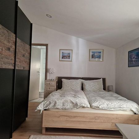 Studio Sweet Home Zagabria Esterno foto